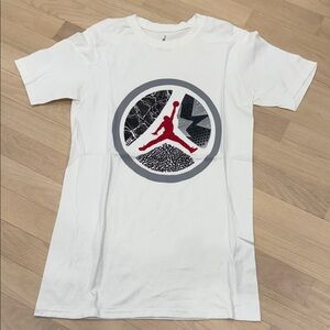 Jordan tee small